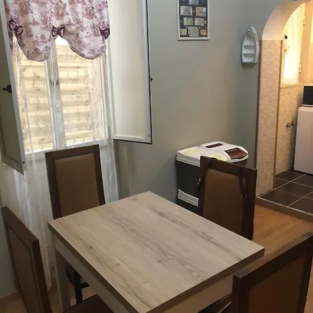 Ampelos Apartament